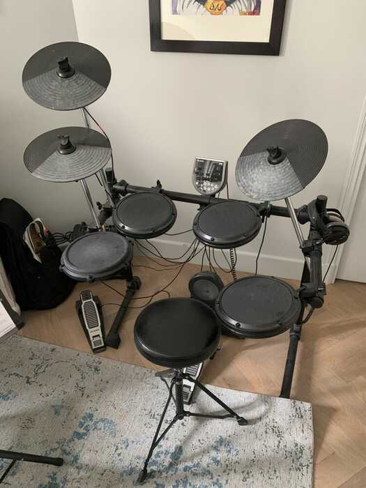 DC79E3D6-5B8C-4E94-A8E7-2EF2A0EFB2EF