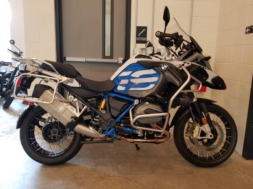 5f061964ad30435854166155-1