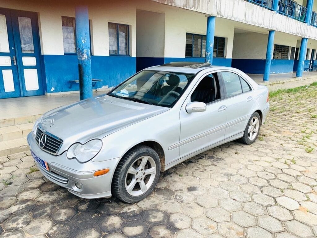 258A2E97-0BB7-4EB6-BEF9-21FEE671F54A