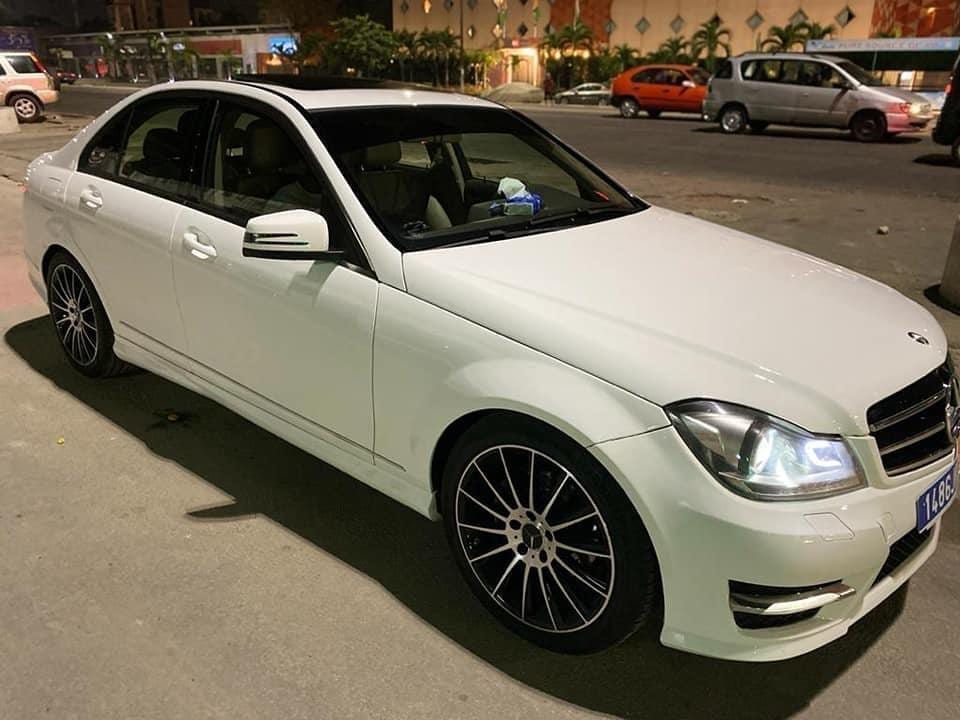 886A7584-0F9C-4919-B972-F5FD28B0135E