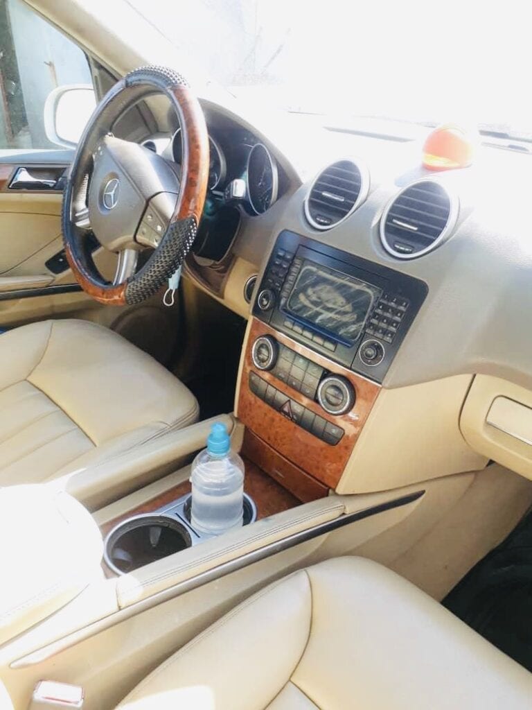 B3EA571E-C81E-4CD7-A9AE-8397D0B4800D