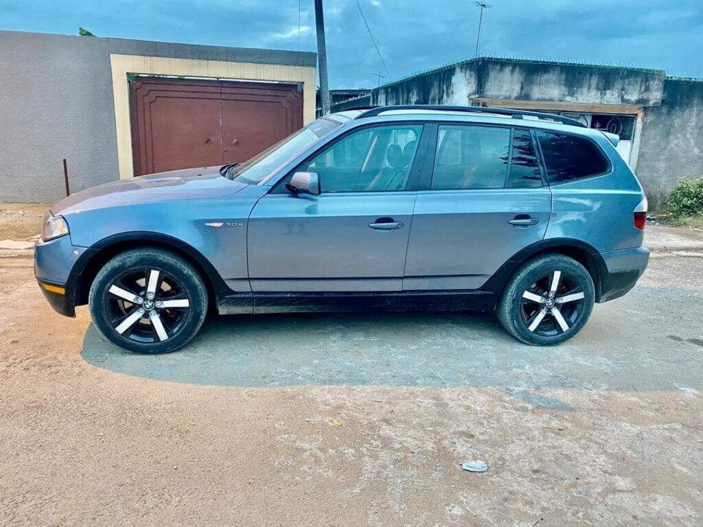 C64A44D5-23EC-40F6-82BD-6E5443E3DA92