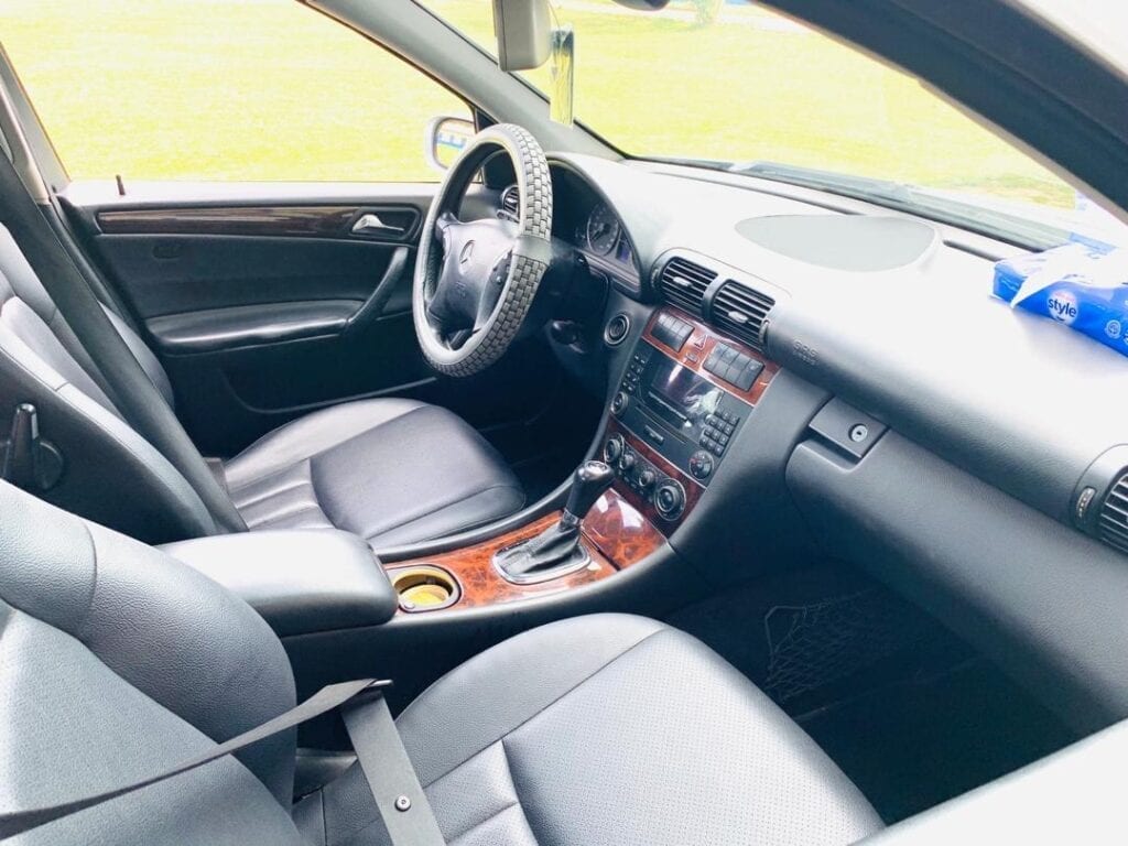 D20AAD06-0FD4-4D7E-A950-009248B9D15C