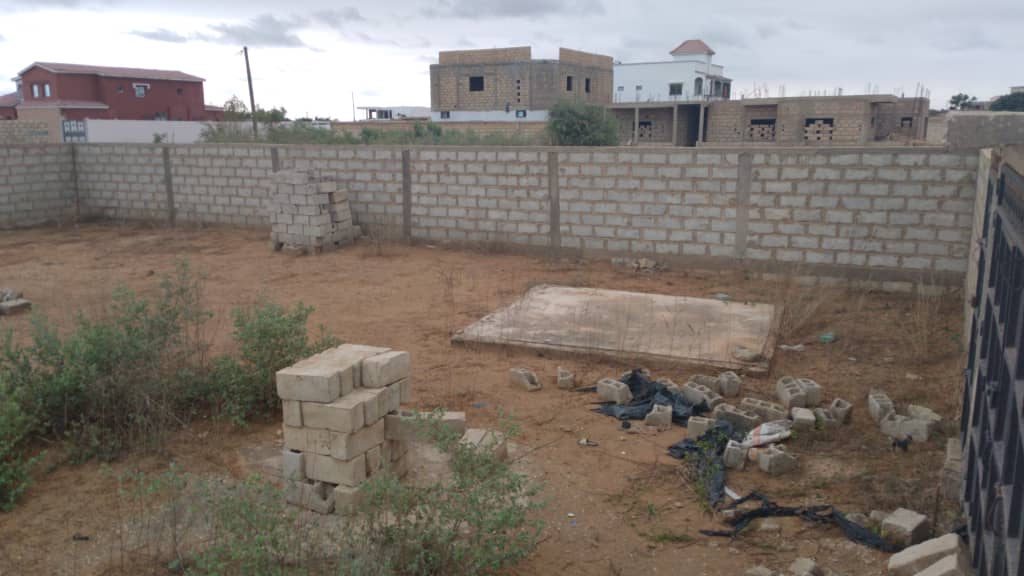 Terrain-600-metre-Carre-Saly-Diamantine-1-