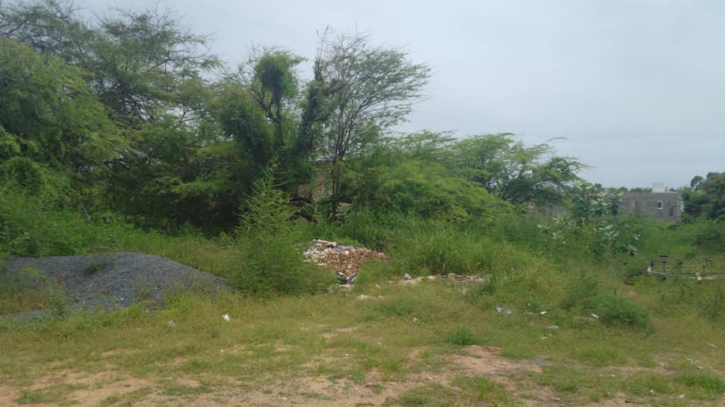 Terrain-900-Metre-Carre-Ngaparou-2