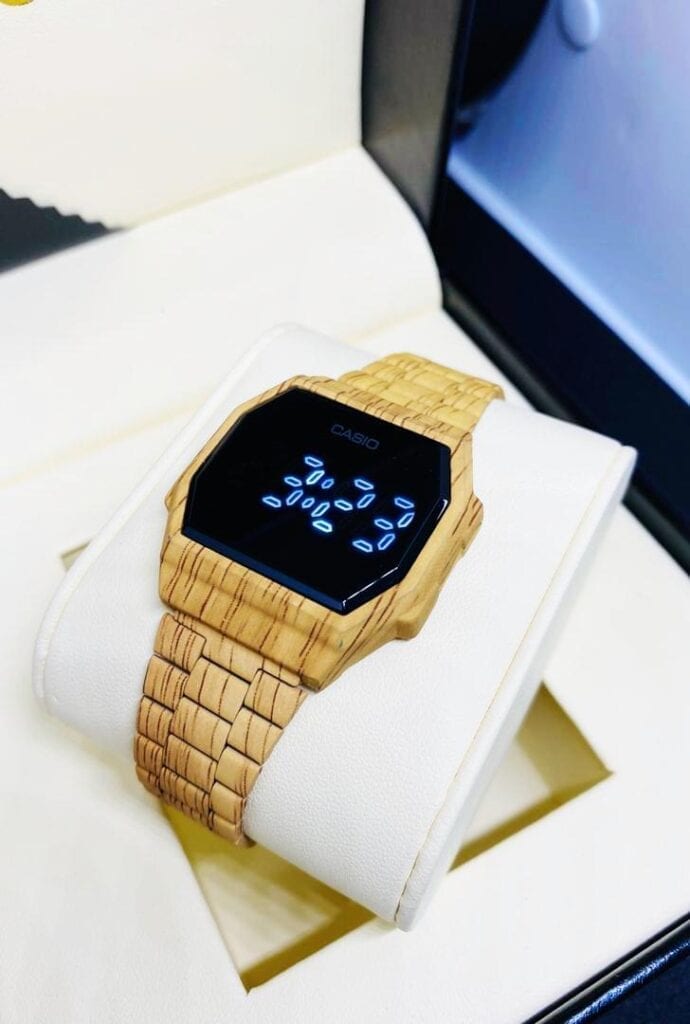 376D1AF3-019A-481C-B760-6E060A5A0375