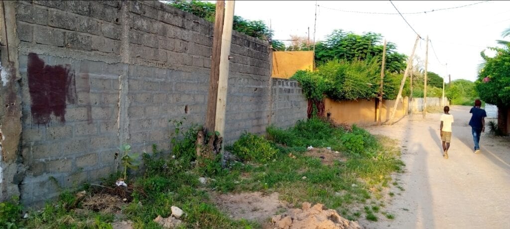 Terrain-350-Metre-Carre-Warang-Plage-3