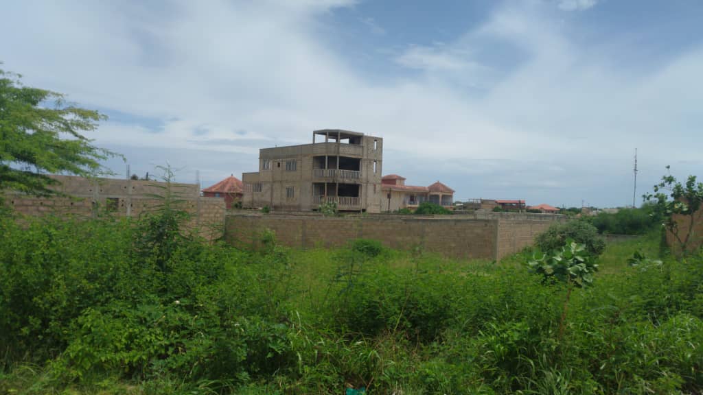 Terrain-450-Metre-Carre-Somone-2