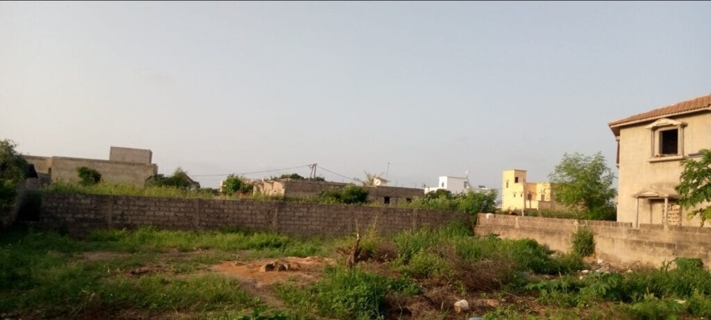 Terrain-500-Metre-Saly-3