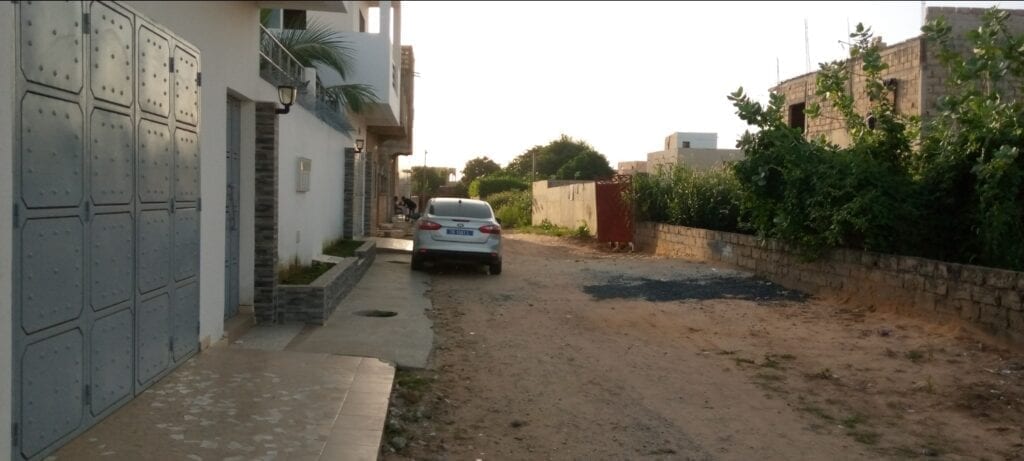 Terrain-900-Metre-Carre-Saly-3