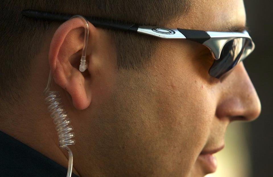 2pcs-Acoustic-Tube-PTT-Mic-Earpiece-Walkie-Talkie-Headset-For-Kenwood-Baofeng-Bf-888s-UV-5R_55c2d293-2563-43df-b529-c0eff333cf52_480x480@2x