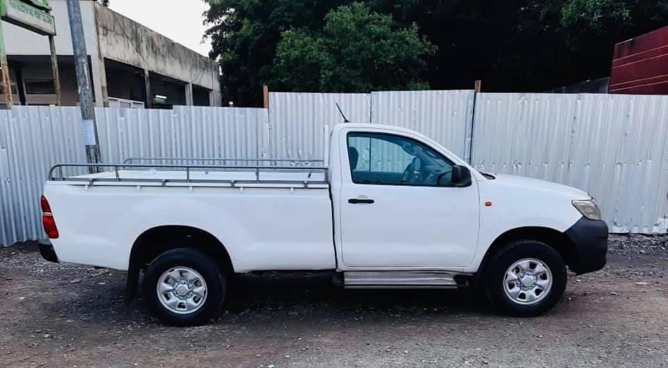 472ECA5B-F6F9-4326-970C-9F53F3D7CB8C