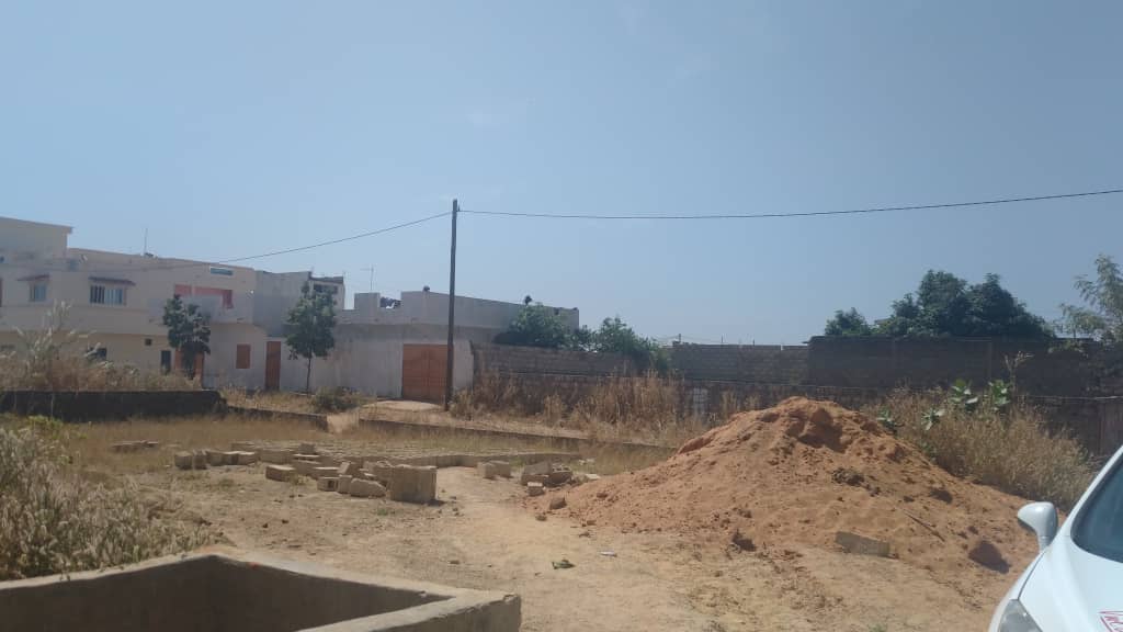 Terrain-340-Metre-Carre-A-Mbour-2