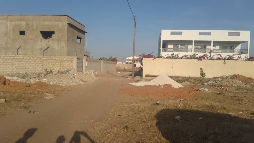 Terrain-600-Metre-Carre-Saly-Diamantines-1