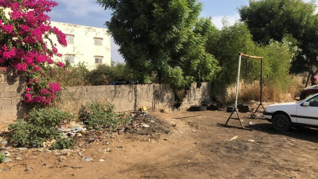 Terrain-750-Metre-Carre-Saly-Carrefour-2