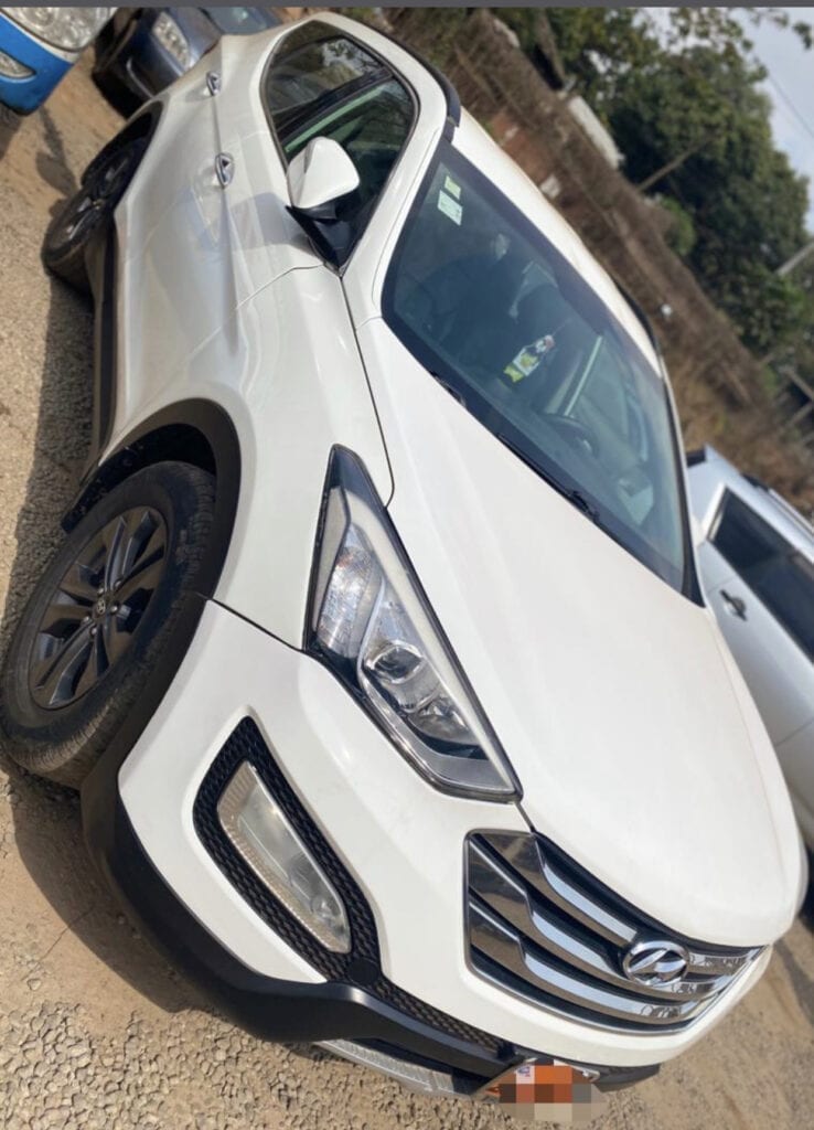 3F05C896-6347-4F76-9906-4B41A9810CB0