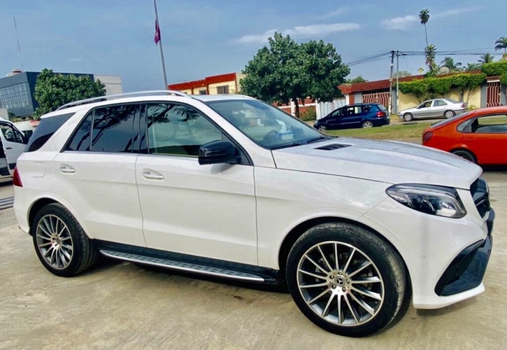 073ABE30-F4A6-4DA3-AC4A-7AD0369F7253