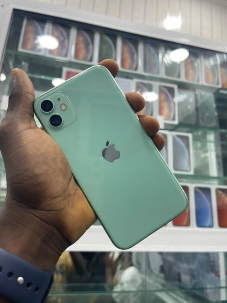 5B23FBB4-0156-4B4F-8432-EC9988E87B7B