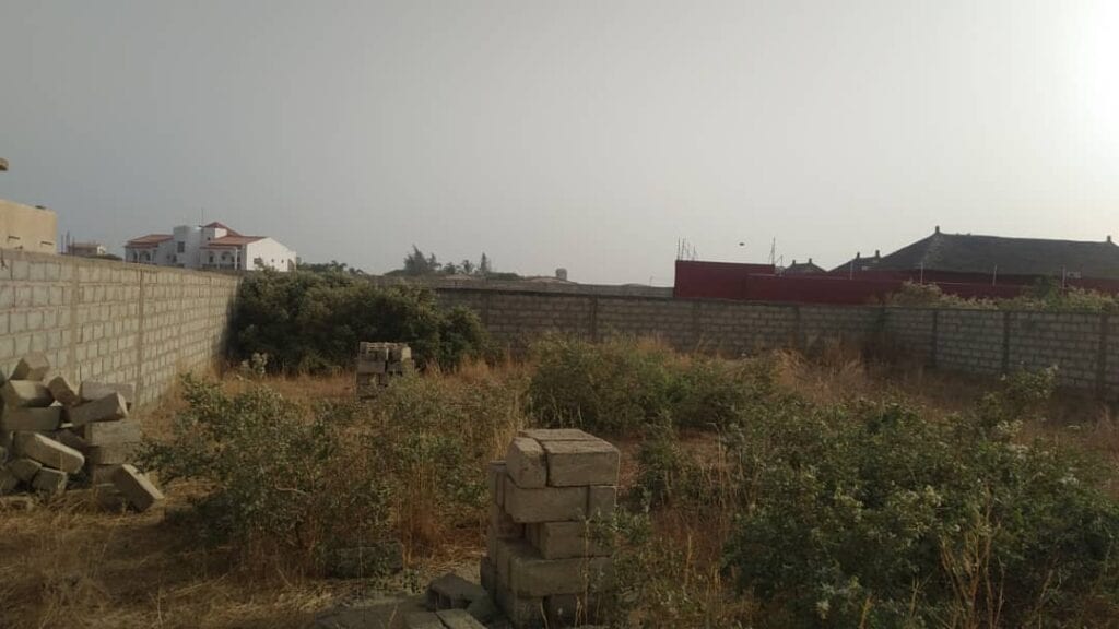 Terrain-cloture-600-metres-carres-a-Saly-Cite-Diamantine-2
