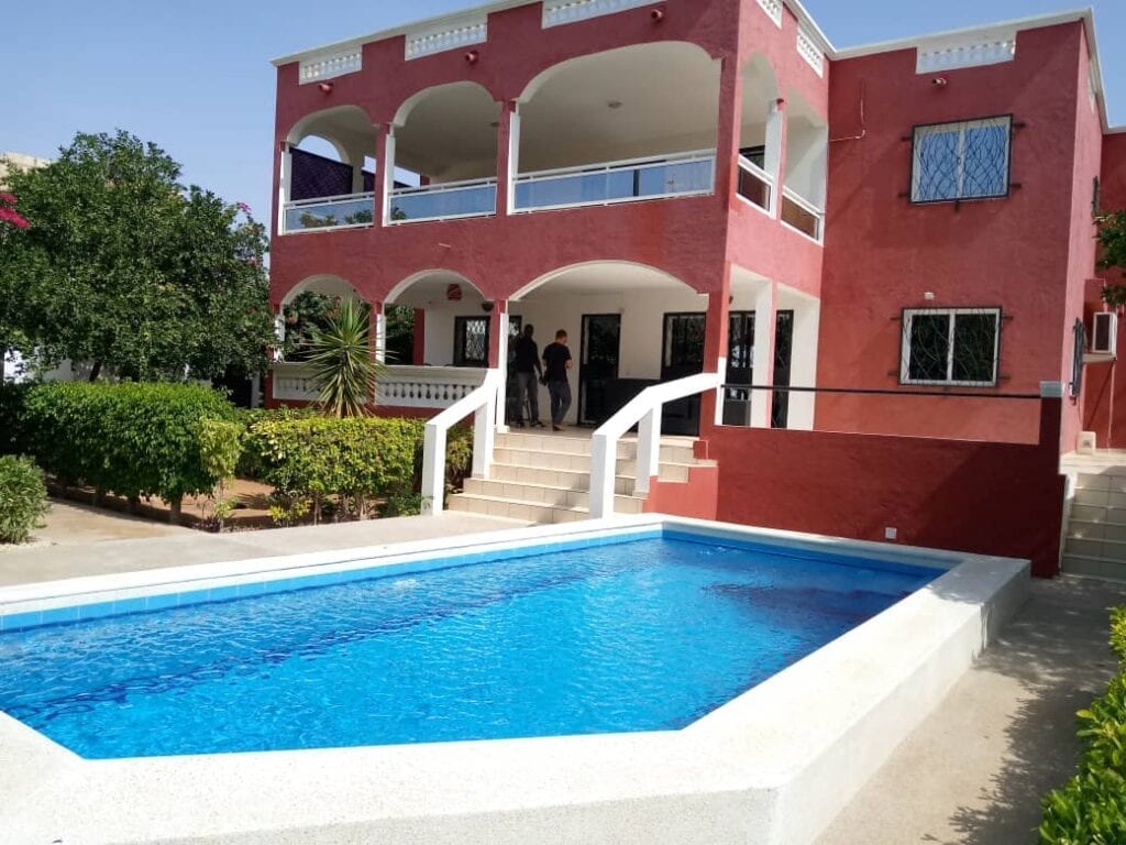 villa-5-chambres-a-vendre-en-bord-de-mer-14