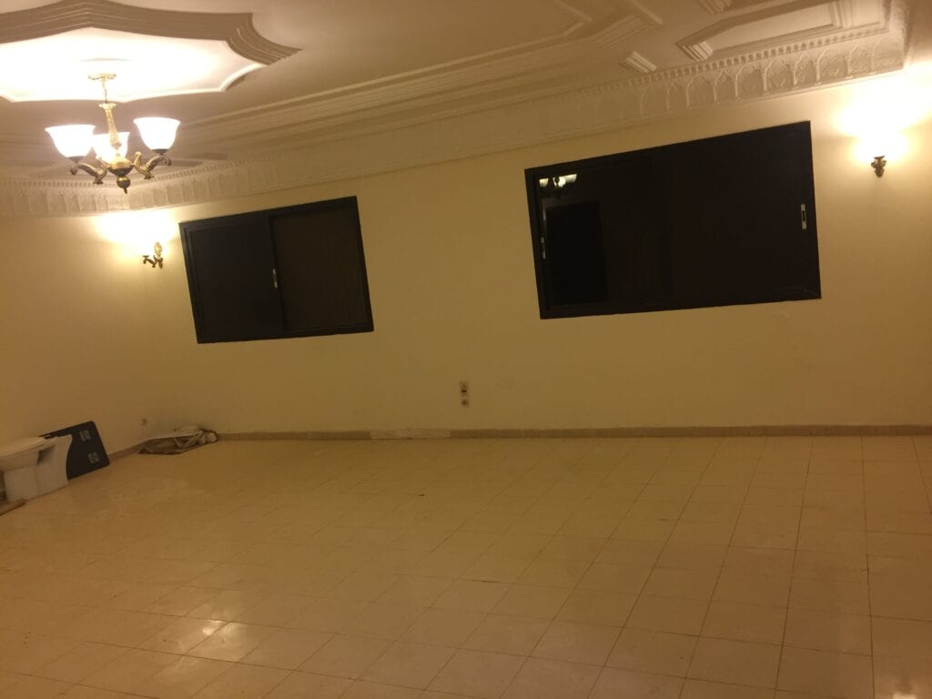 15EF1C18-BB12-425B-87C7-3E38F02645FF