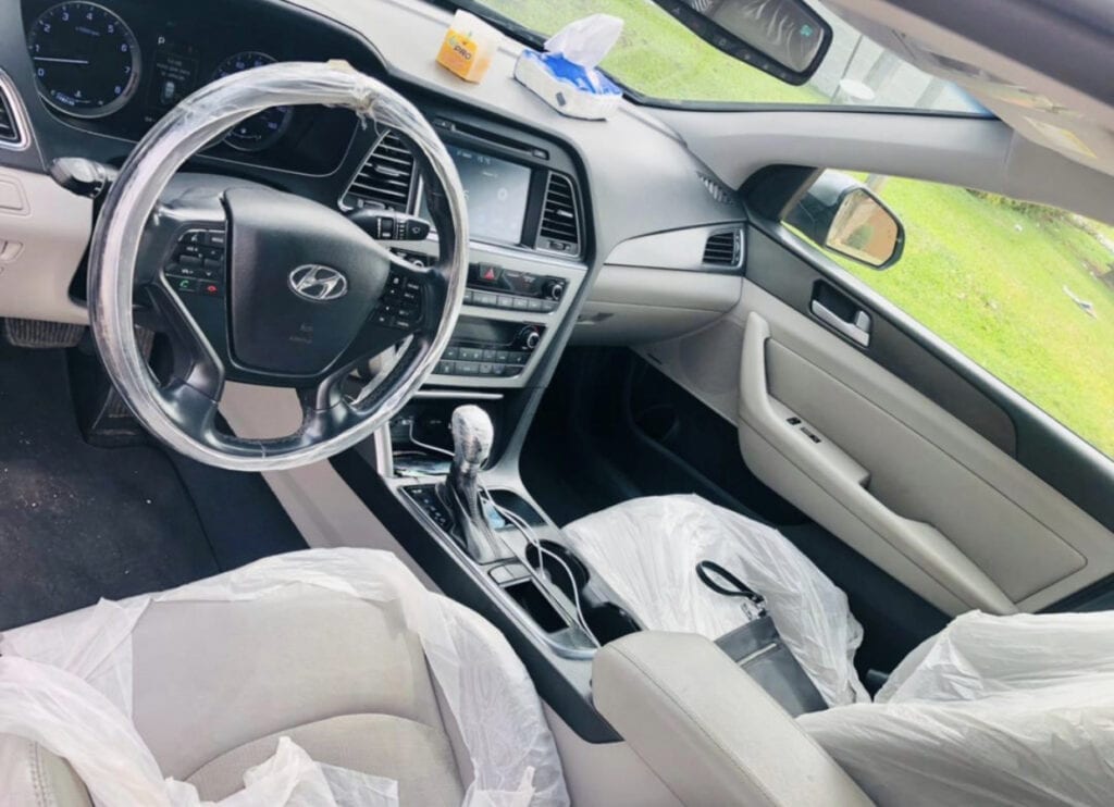 D4097FFC-AE07-4936-8D72-818267DB6444