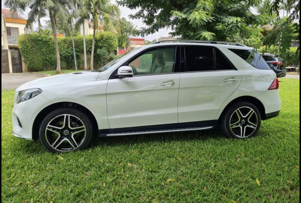 EBD4C0EA-9303-4D64-8940-379954961F0F