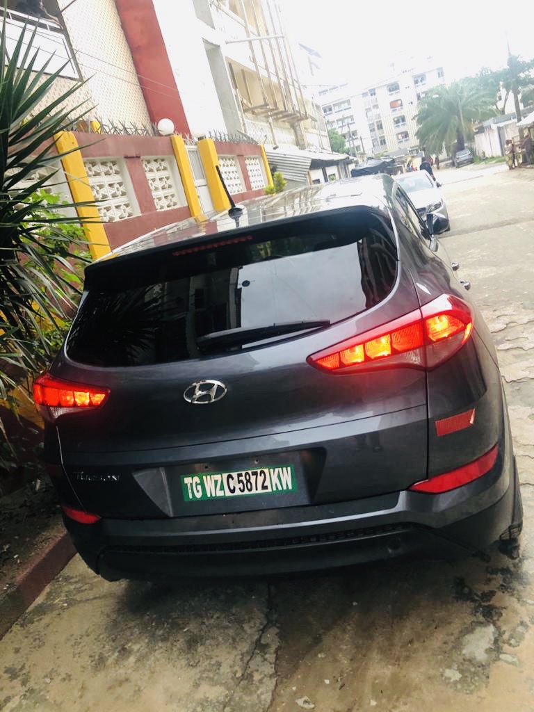 0982E458-4F6C-48A0-B3C7-510E0EEAC2B9