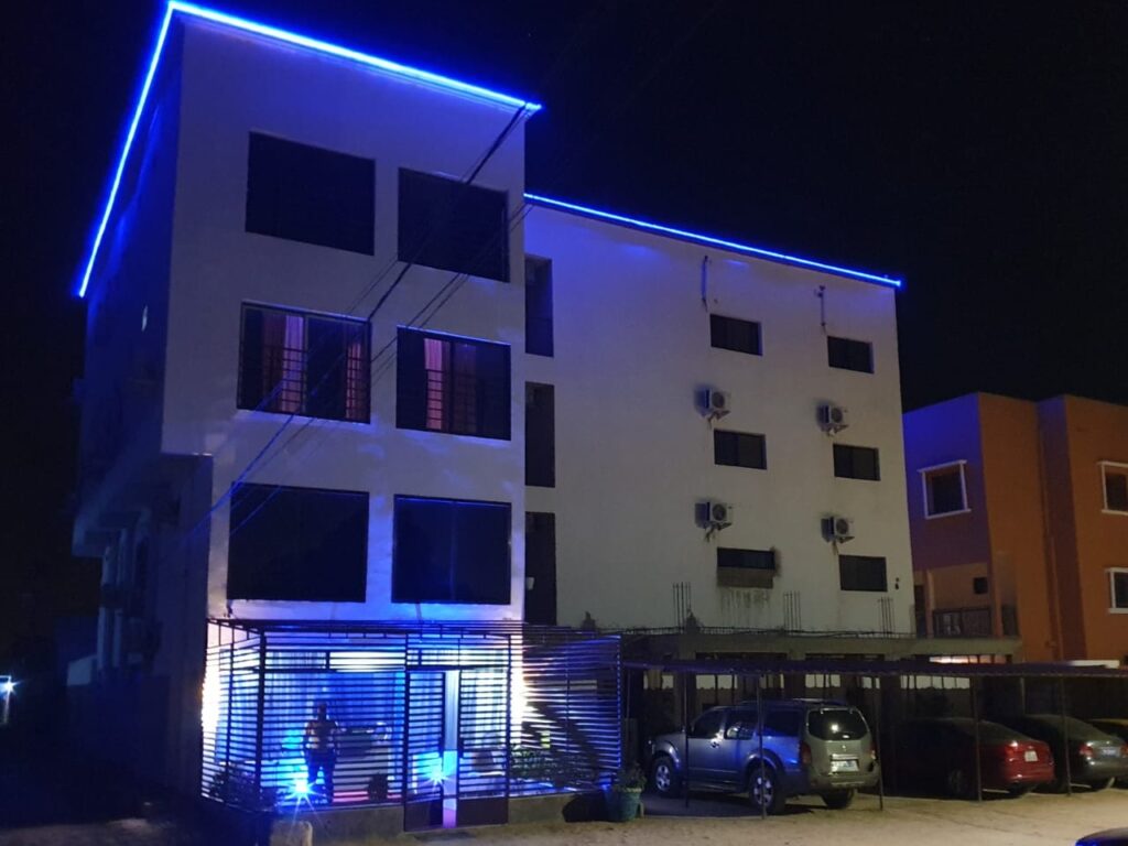 3f5795f0-d26c-404f-8499-6f0a8d2d7e93