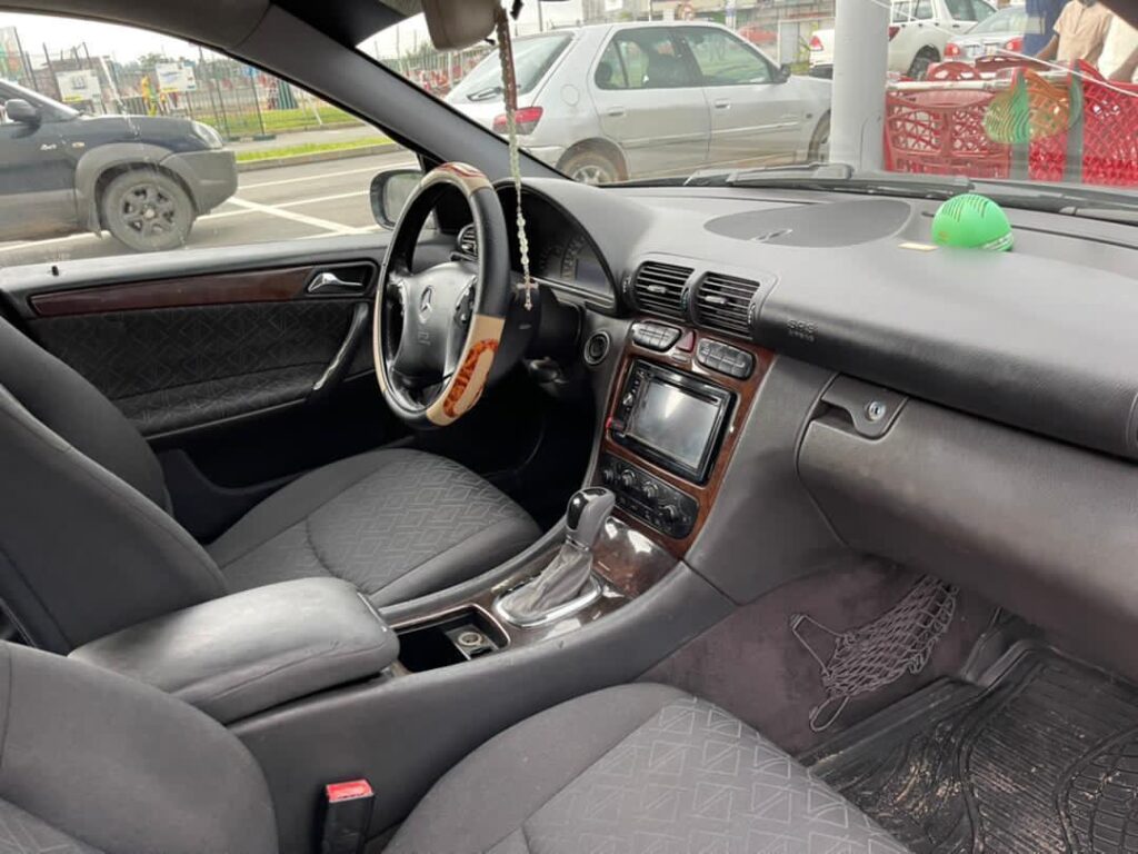 598EB5E2-0458-443F-BDE6-A0541AF0549B