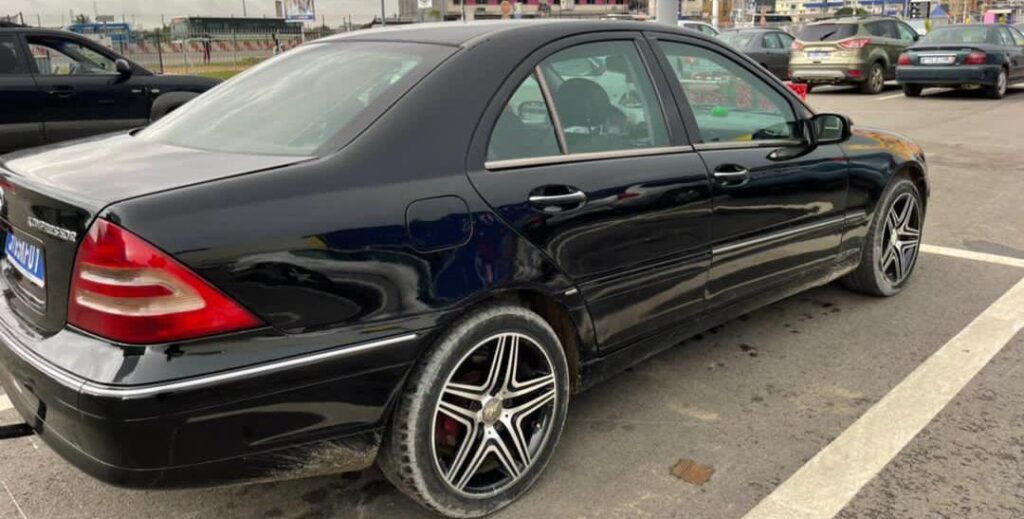 DAF0B0F3-1882-475C-BCF0-96E4863E8151