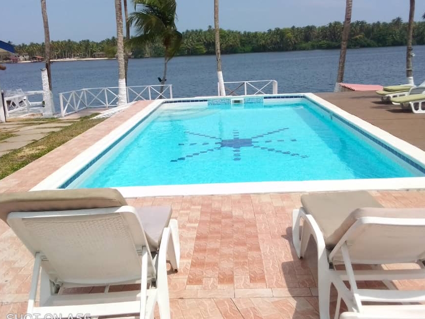 c6c57a3e-d732-4017-810c-ced646f3aca6-2