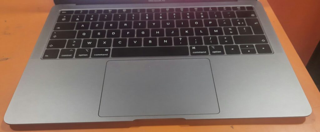 dc6b51e2-8ec6-410c-af7c-e5830c63b8f2