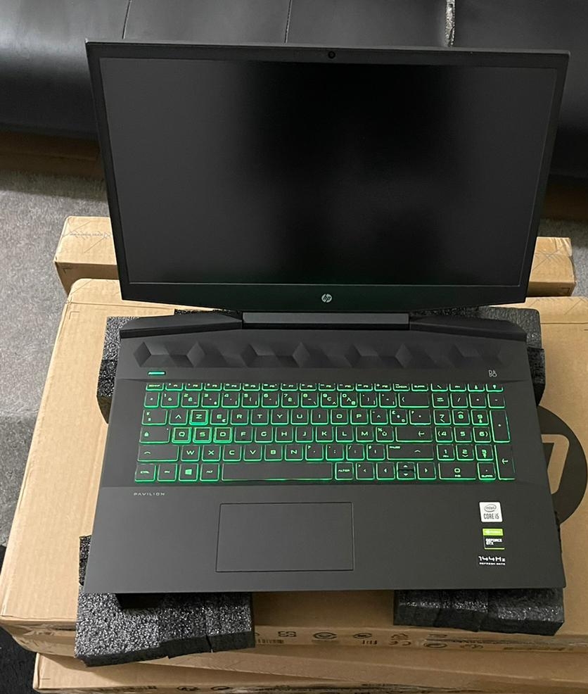 ebe70b28-7218-4393-8765-dcf86d653841