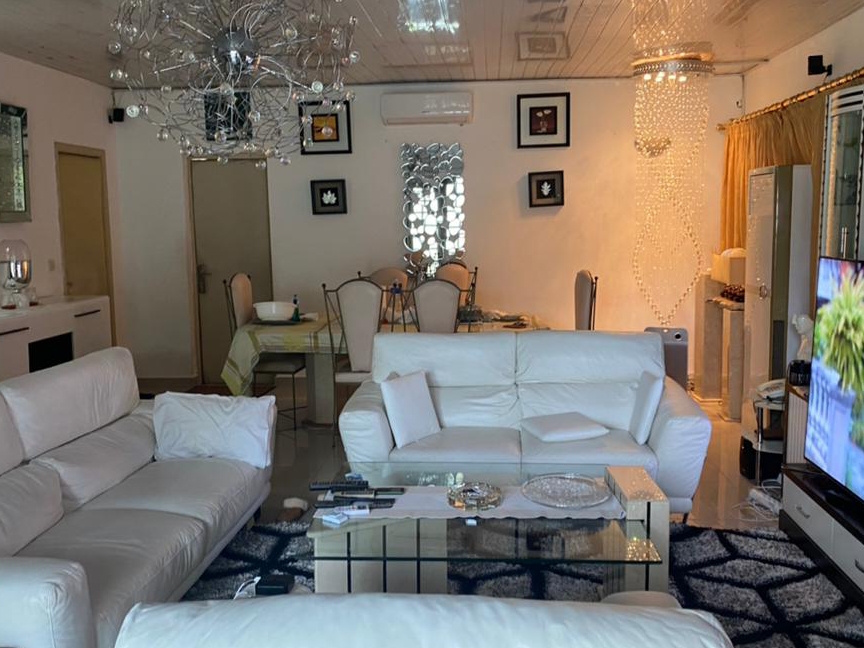 dd3ddfe0-c913-42a4-9605-2fa909d38300