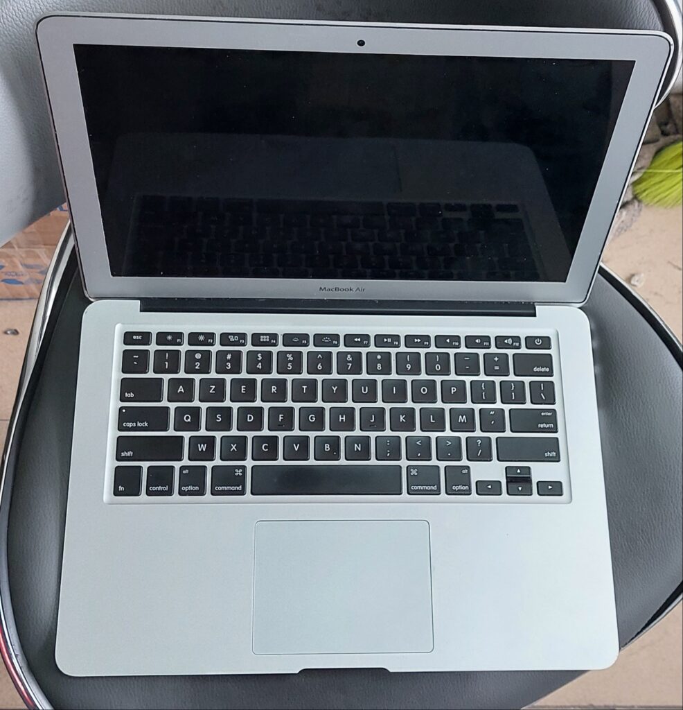 0e0424f0-7740-4eb5-a956-eb38137fc027