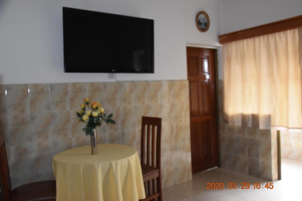 APPARTEMENT-DEUX-PIECES-SALON-BRUXELLES-1