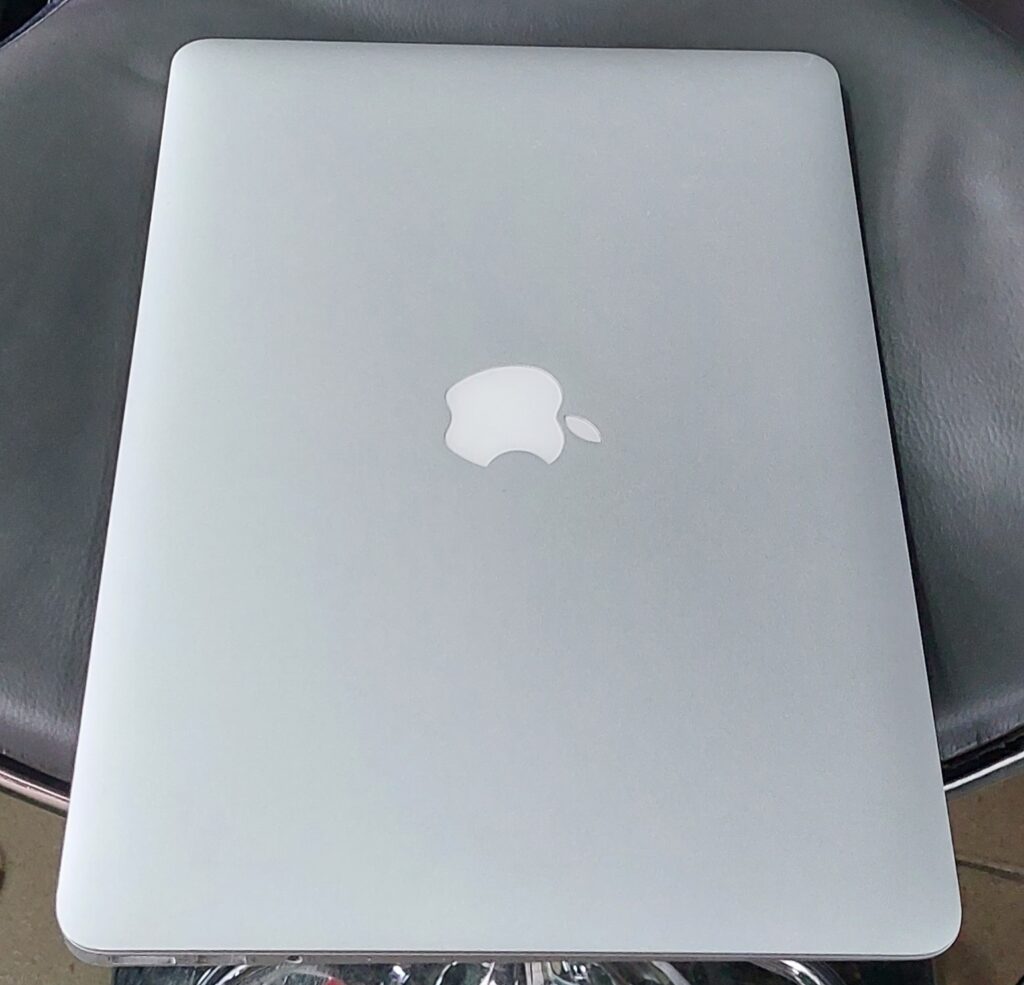 a9707fea-dc32-4d66-8e0c-850a36764f86