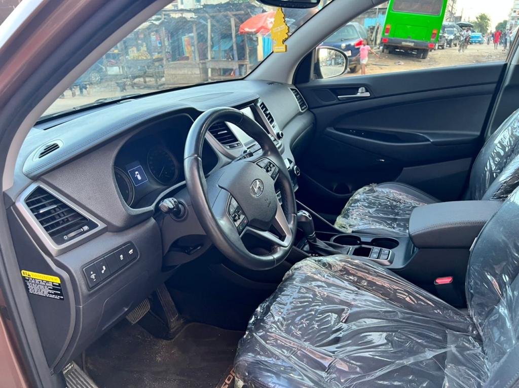 BB544DC9-32E4-46A0-AD70-7C4DD1B54CA5