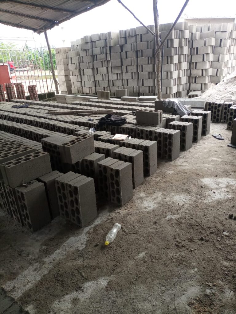 b541dec1f96f43a6b86ba680c547d6c8