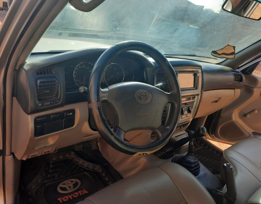 a260a0ad-8d40-4fd4-8d9e-1542da96e013-2