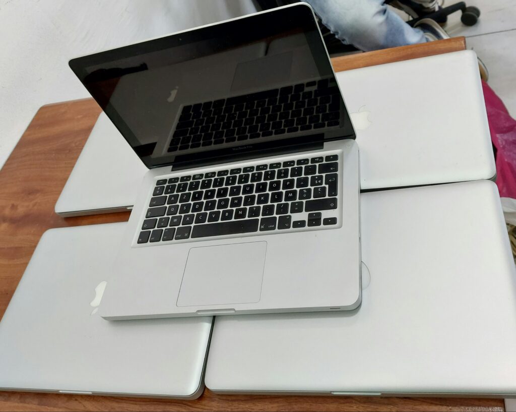 85b8a6ea-a967-4aba-a346-ee9ebf79b774