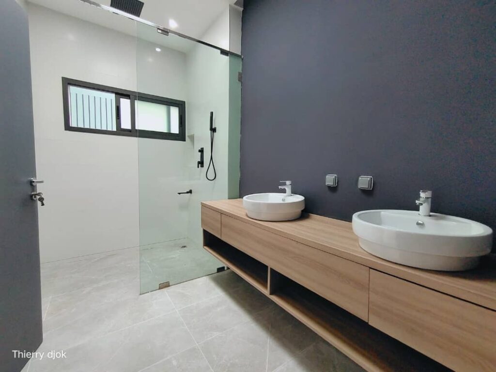 f7d78f8c-fb15-4bc6-9096-da055ac0b08d-1