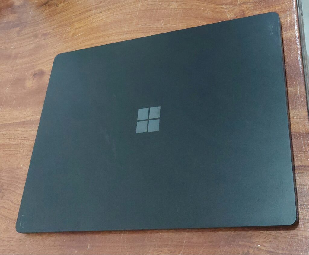 25ee8cd5-869d-4c8b-8933-2c32f676f9f3