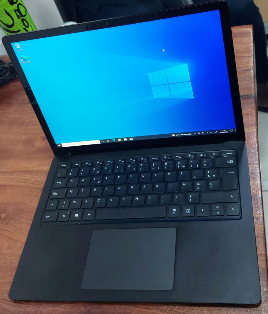 30c30e9e-99f2-4be7-bebc-3e5b028c987b