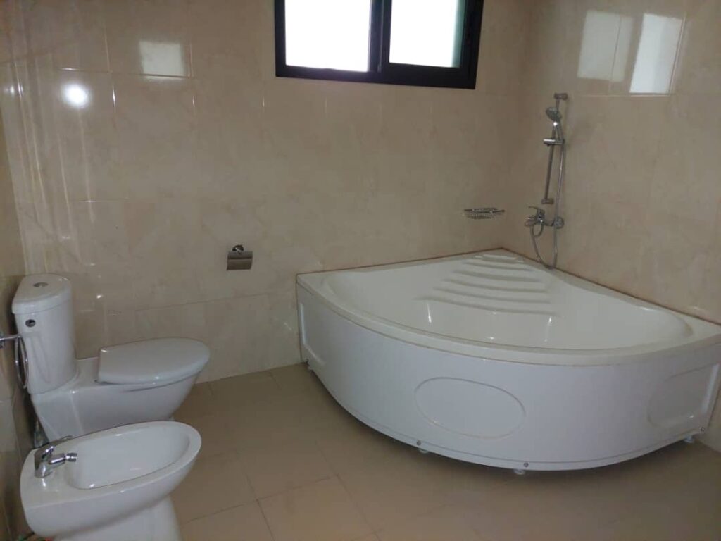 ab0758b7-3af8-4df0-b24c-d38b8f7b1f63-1