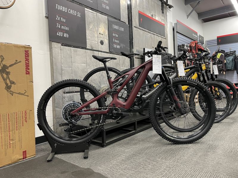 2022-Specialized-Turbo-Levo-SL-Comp-Carbon8