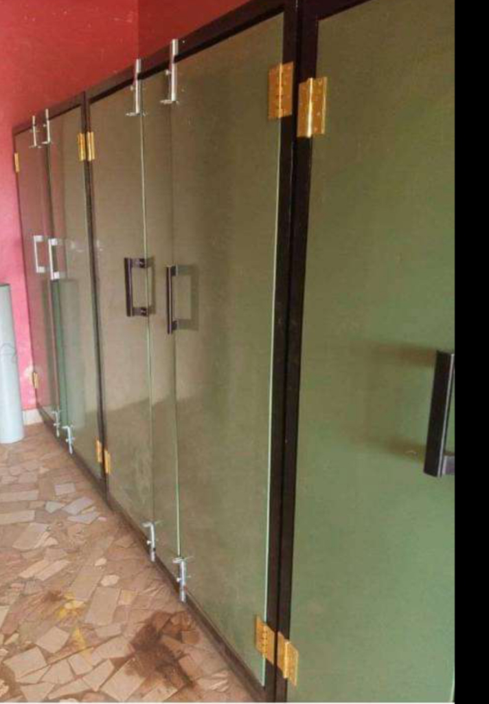 806b47cd-d1a9-47d2-8a1d-f7760409479f-1