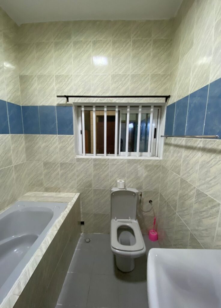 b0614d94-3220-417c-9211-a9bf6b071e9d-6