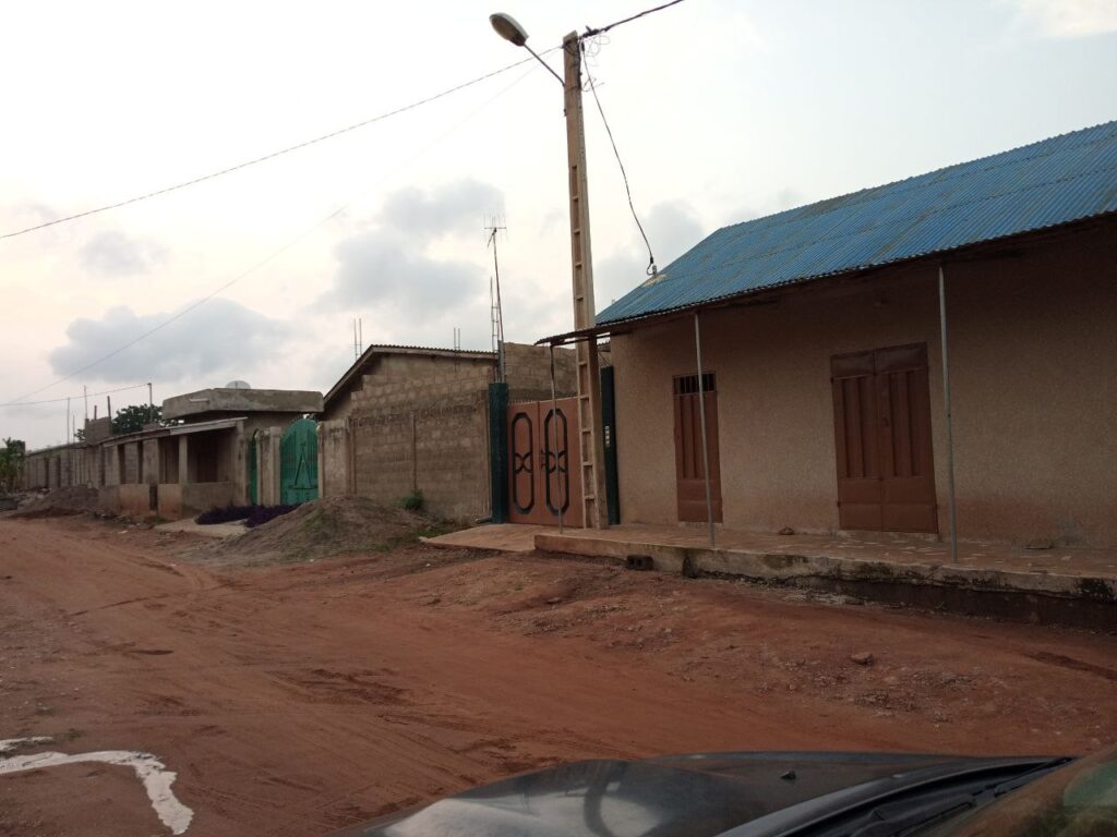 photo_6048562946893789727_y